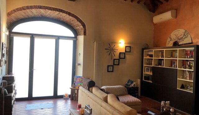 MONTERAPPOLI – CASA INDIPENDENTE