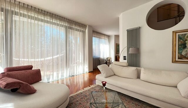 MONTELUPO – CASA INDIPENDENTE CON GIARDINO