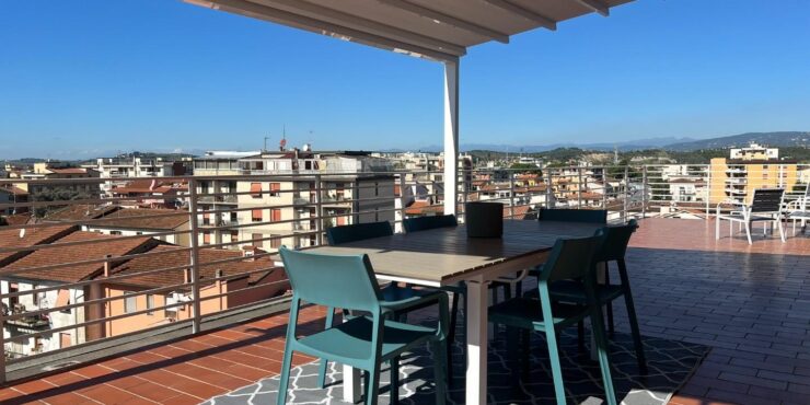 EMPOLI – ATTICO IN ZONA CENTRALE